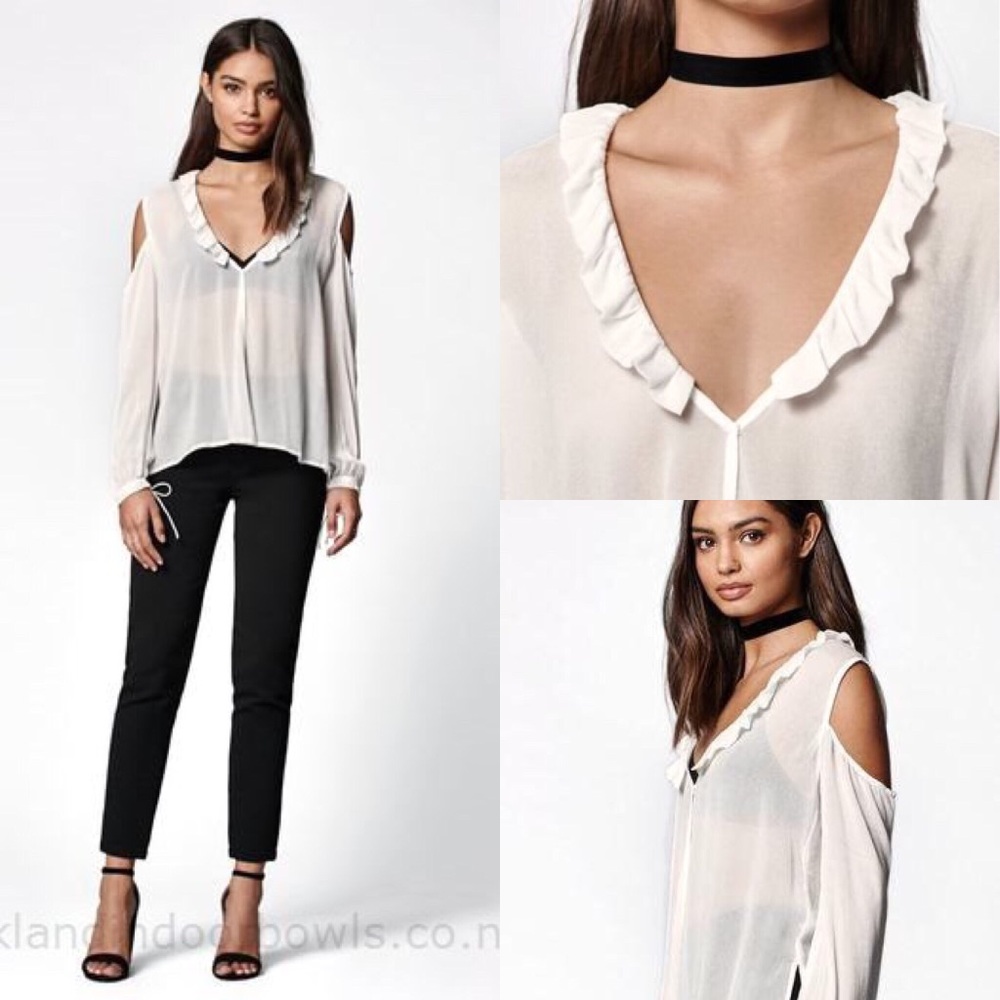 Kendall & Kylie Blouse NWOT